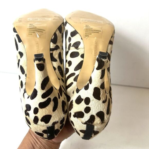 Banana Republic High Heel Pump Womens 10 Cheetah Print Leather Slip On Calf Hair - Picture 9 of 12